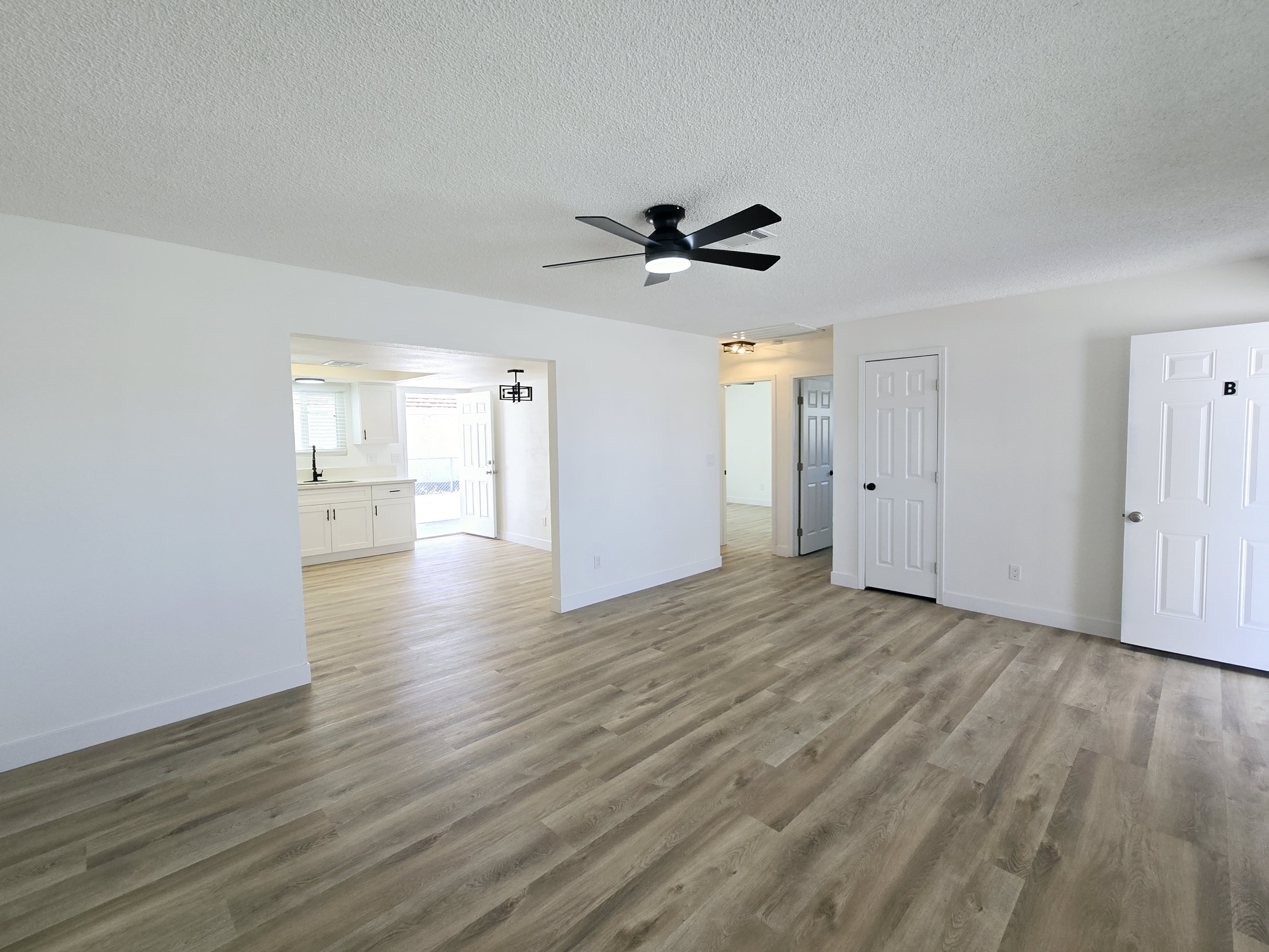 1083 East Calvada Boulevard - B